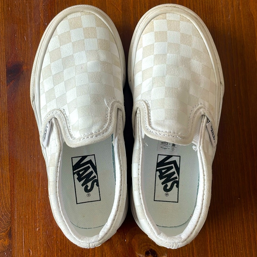 Kids size 11 white check Vans